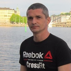 коля красный